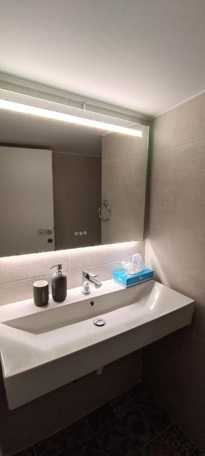 Artemis Plaza Suites Thessaloníki Exteriör bild
